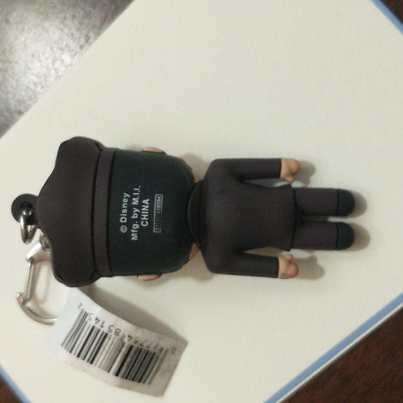 Disney Hocus Pocus bus driver key chain - Picture 2 of 2